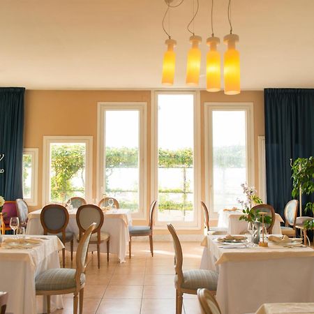 Hotel Sinuessa Terme Mondragone Eksteriør bilde