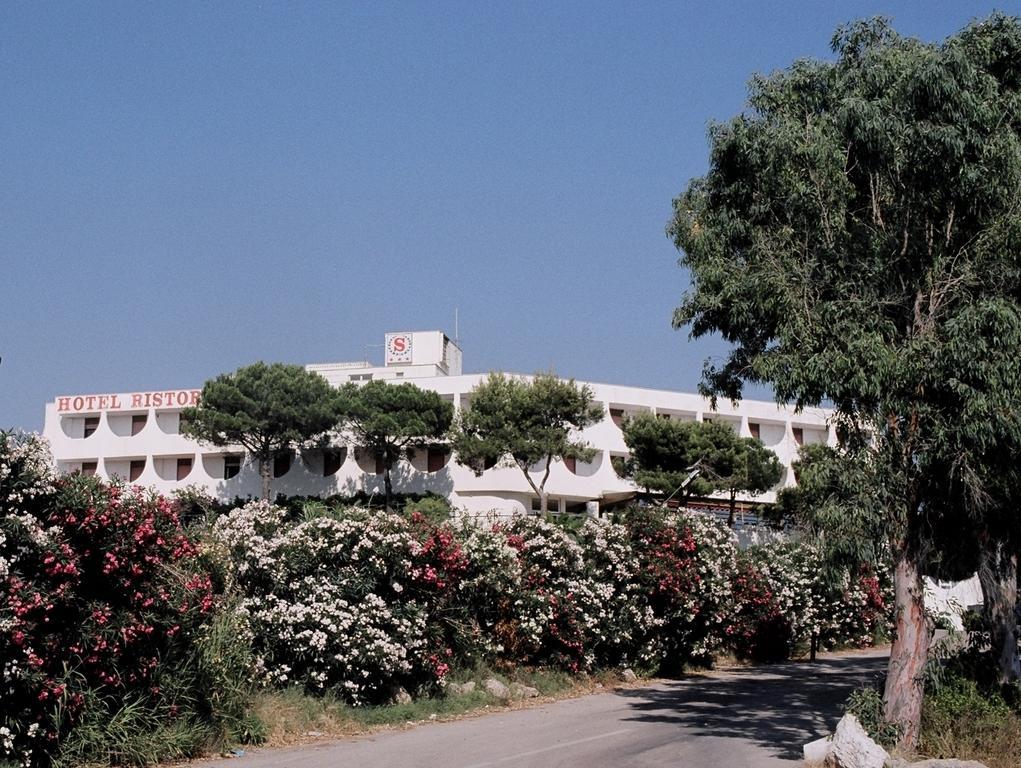 Hotel Sinuessa Terme Mondragone Eksteriør bilde