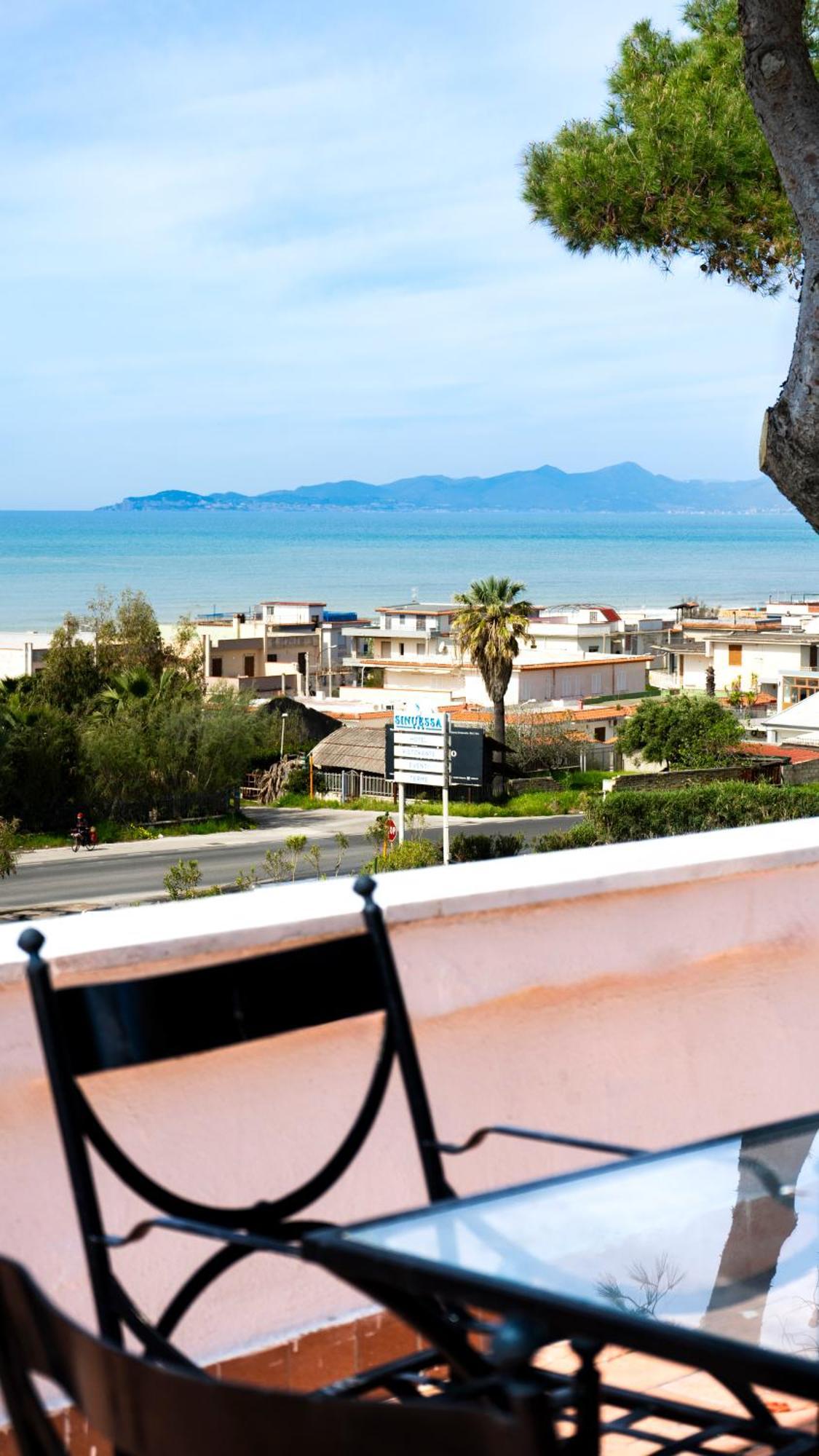 Hotel Sinuessa Terme Mondragone Eksteriør bilde
